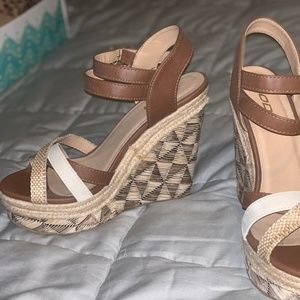 Brown Wedges